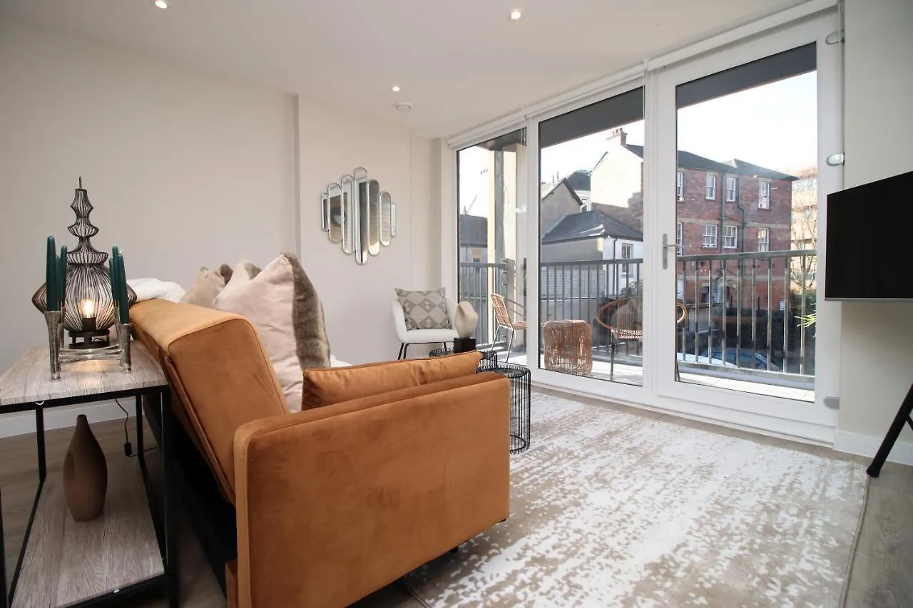 Casablanca Flat 4 By Mia Living Modern 2 Bedroom Apartment With Balcony Cardiff