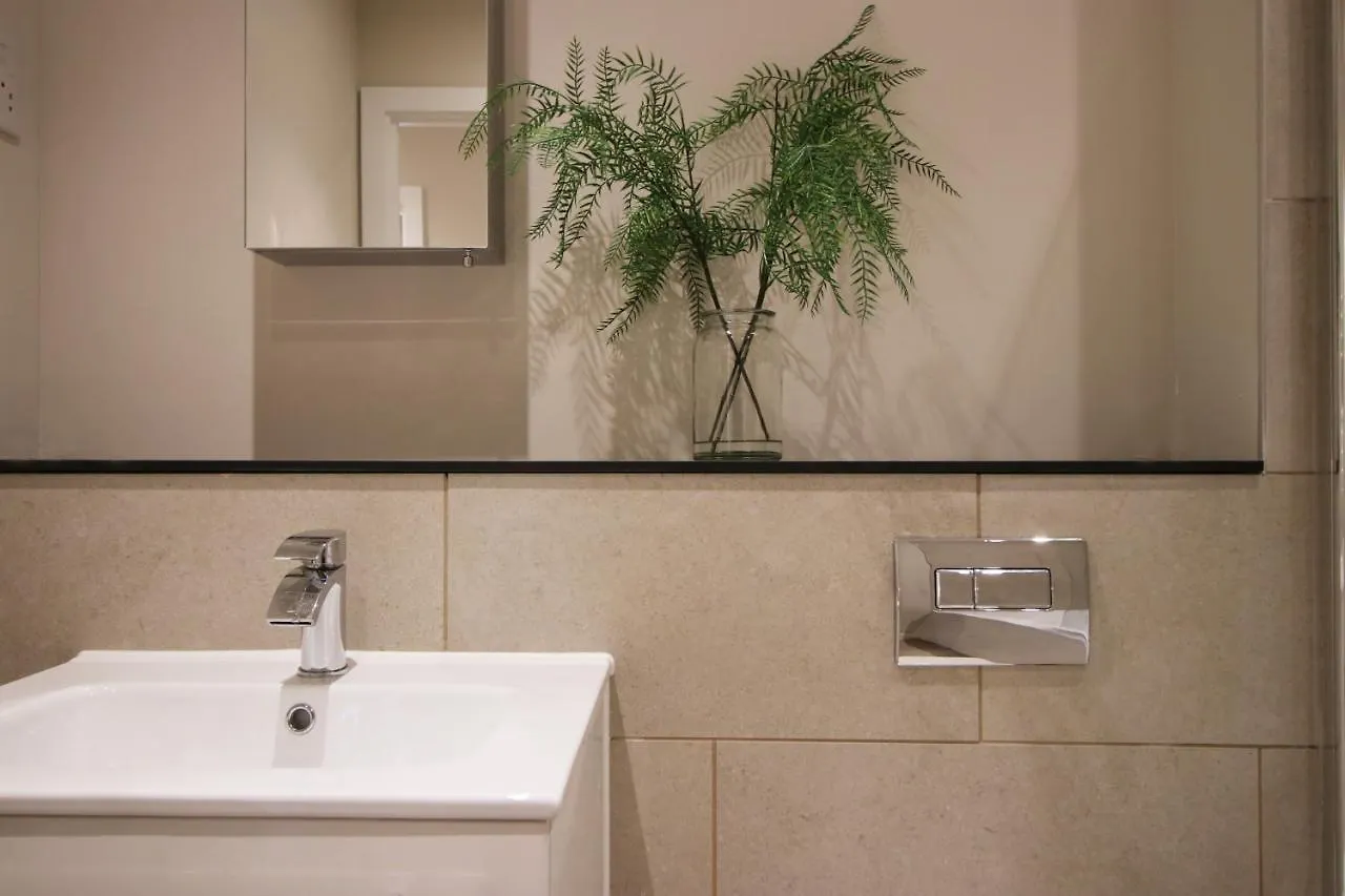Casablanca Flat 4 By Mia Living Modern 2 Bedroom Apartment With Balcony Cardiff