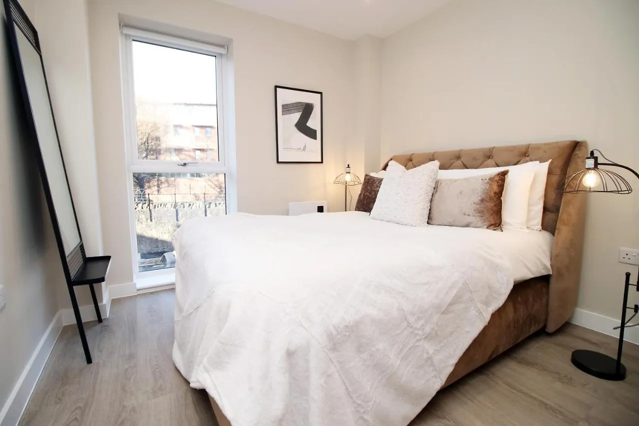 Casablanca Flat 4 By Mia Living Modern 2 Bedroom Apartment With Balcony Cardiff